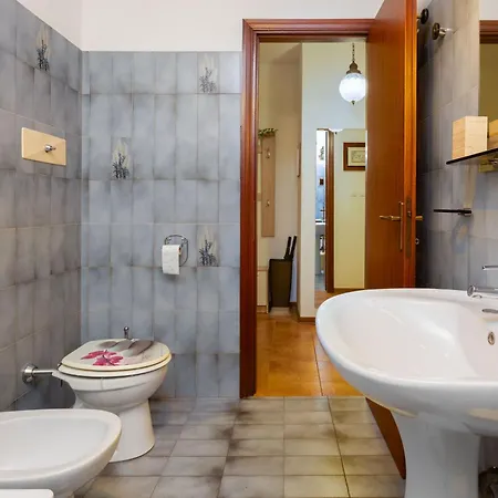 Sweet Dreams Con Terrazzo E Ascensore 아파트