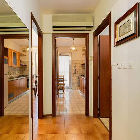 Apartmán Zona Burlo - Wi-fi Terrazzo Ascensore